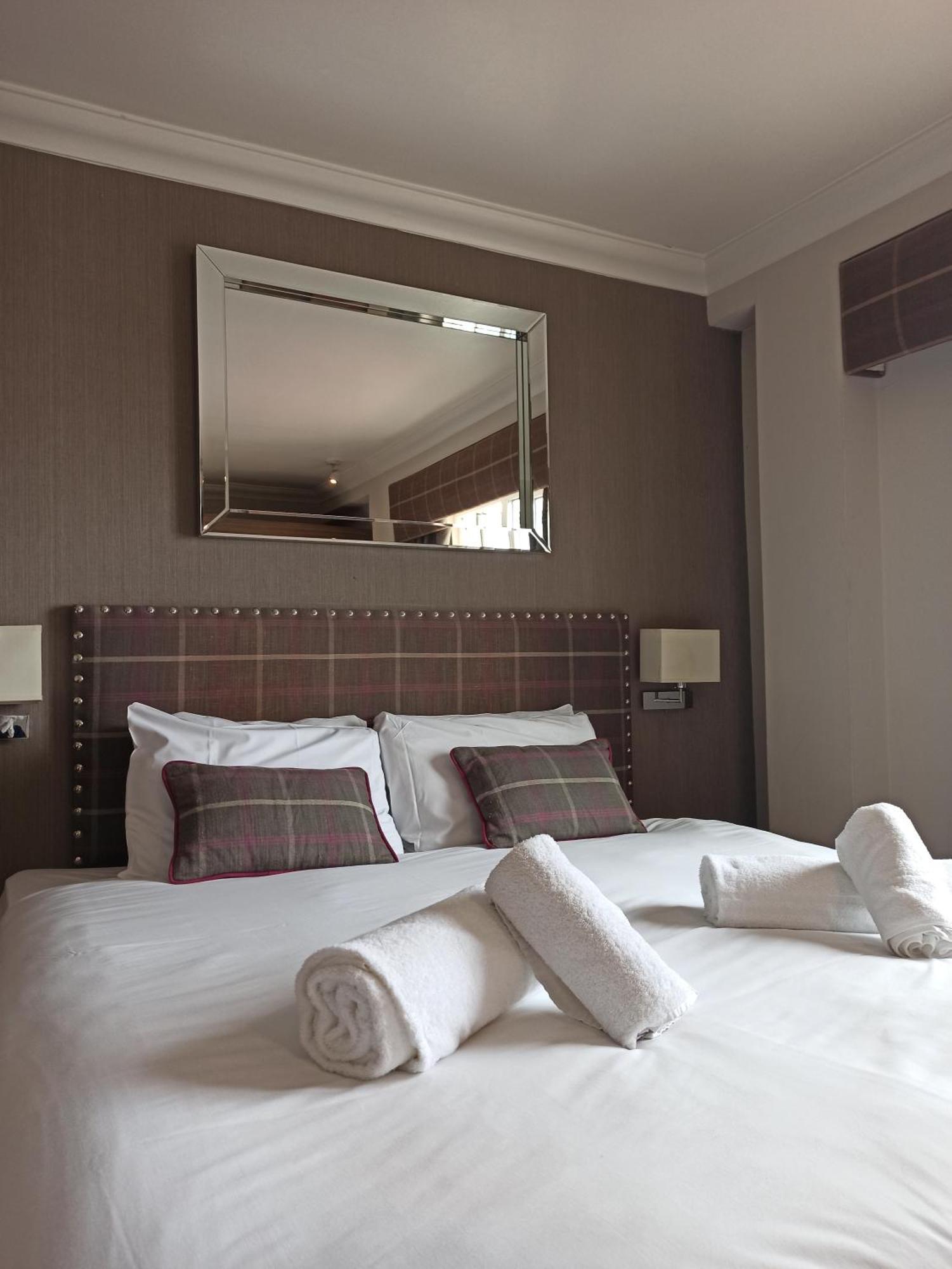 Anchor Hotel And Seabed Restaurant Tarbert  Ngoại thất bức ảnh