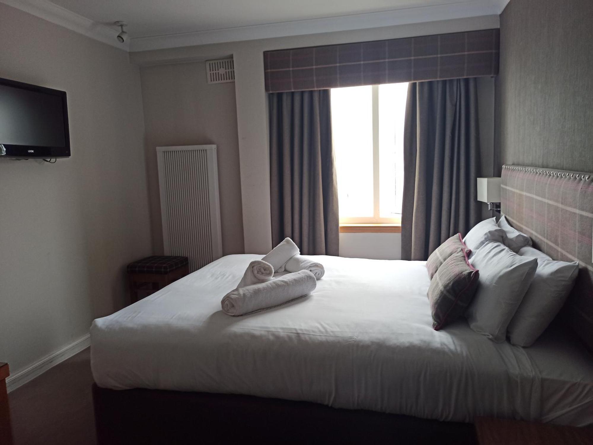 Anchor Hotel And Seabed Restaurant Tarbert  Ngoại thất bức ảnh