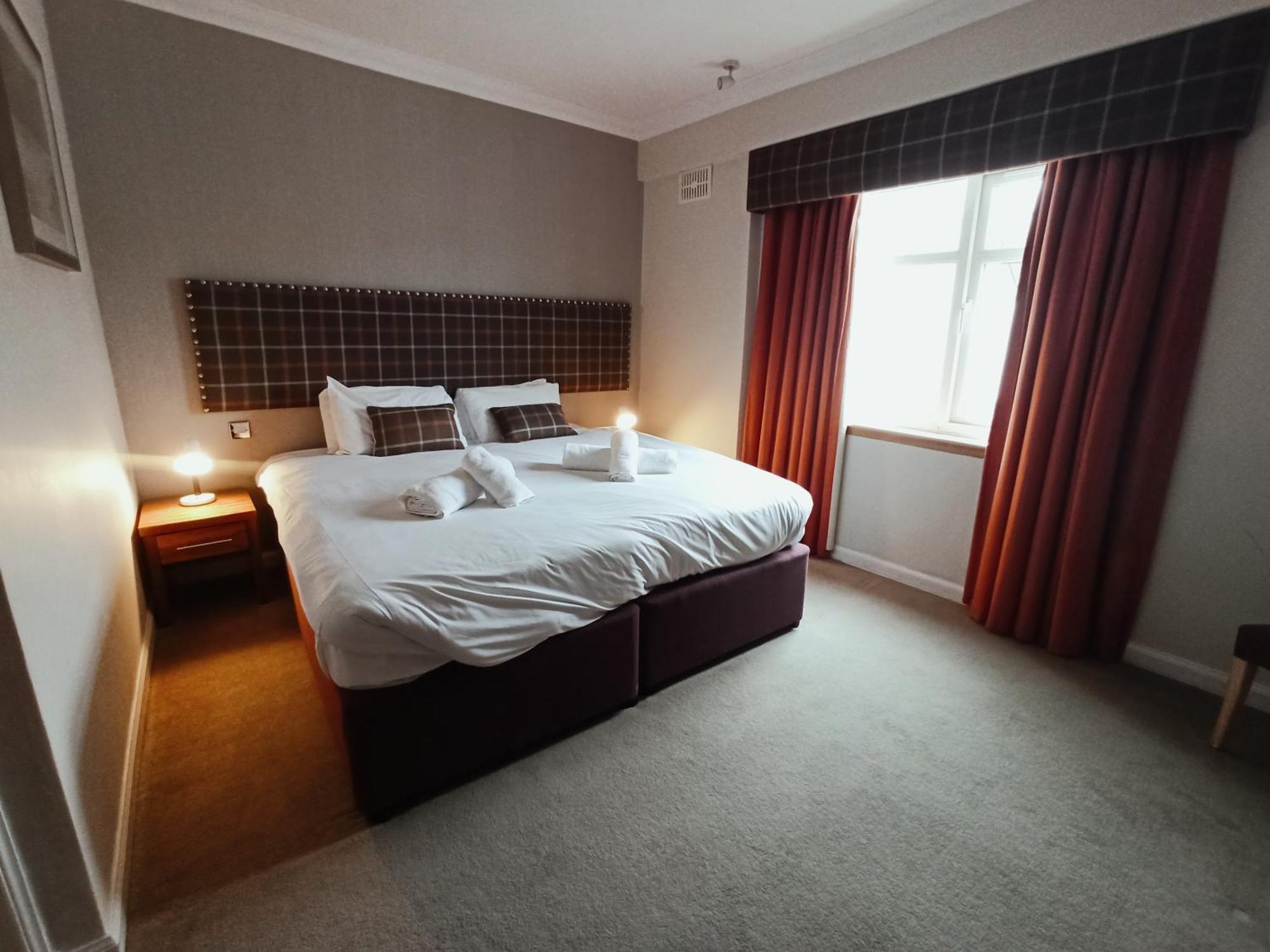 Anchor Hotel And Seabed Restaurant Tarbert  Ngoại thất bức ảnh