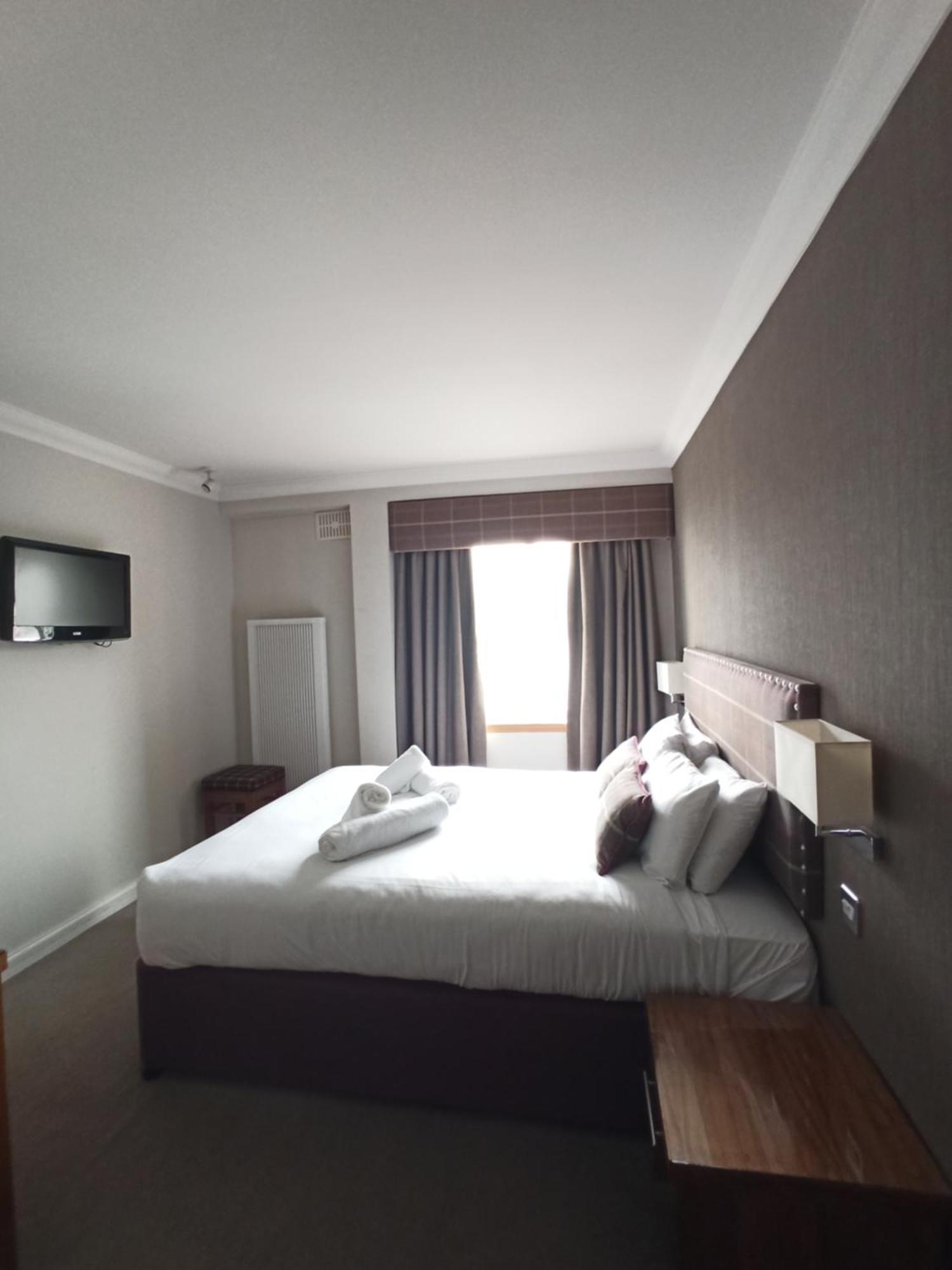 Anchor Hotel And Seabed Restaurant Tarbert  Ngoại thất bức ảnh