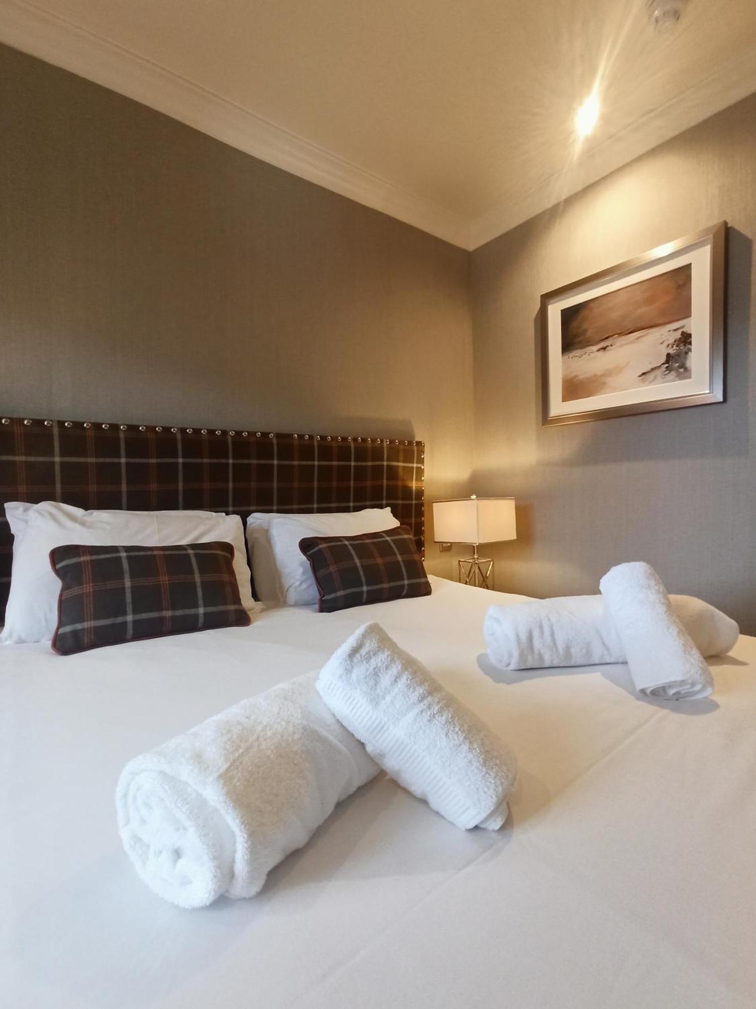 Anchor Hotel And Seabed Restaurant Tarbert  Ngoại thất bức ảnh